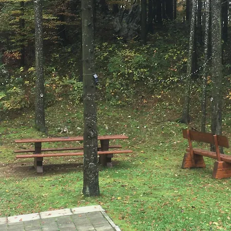 Apartmaji Velikonja 아파트